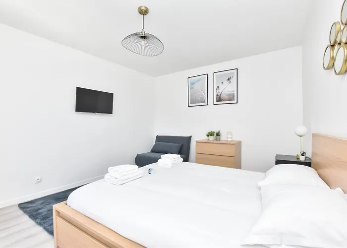 Authentic Apartment - 1Br-4P - La Villette